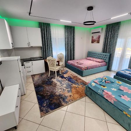 Tirana Class House Esterno foto