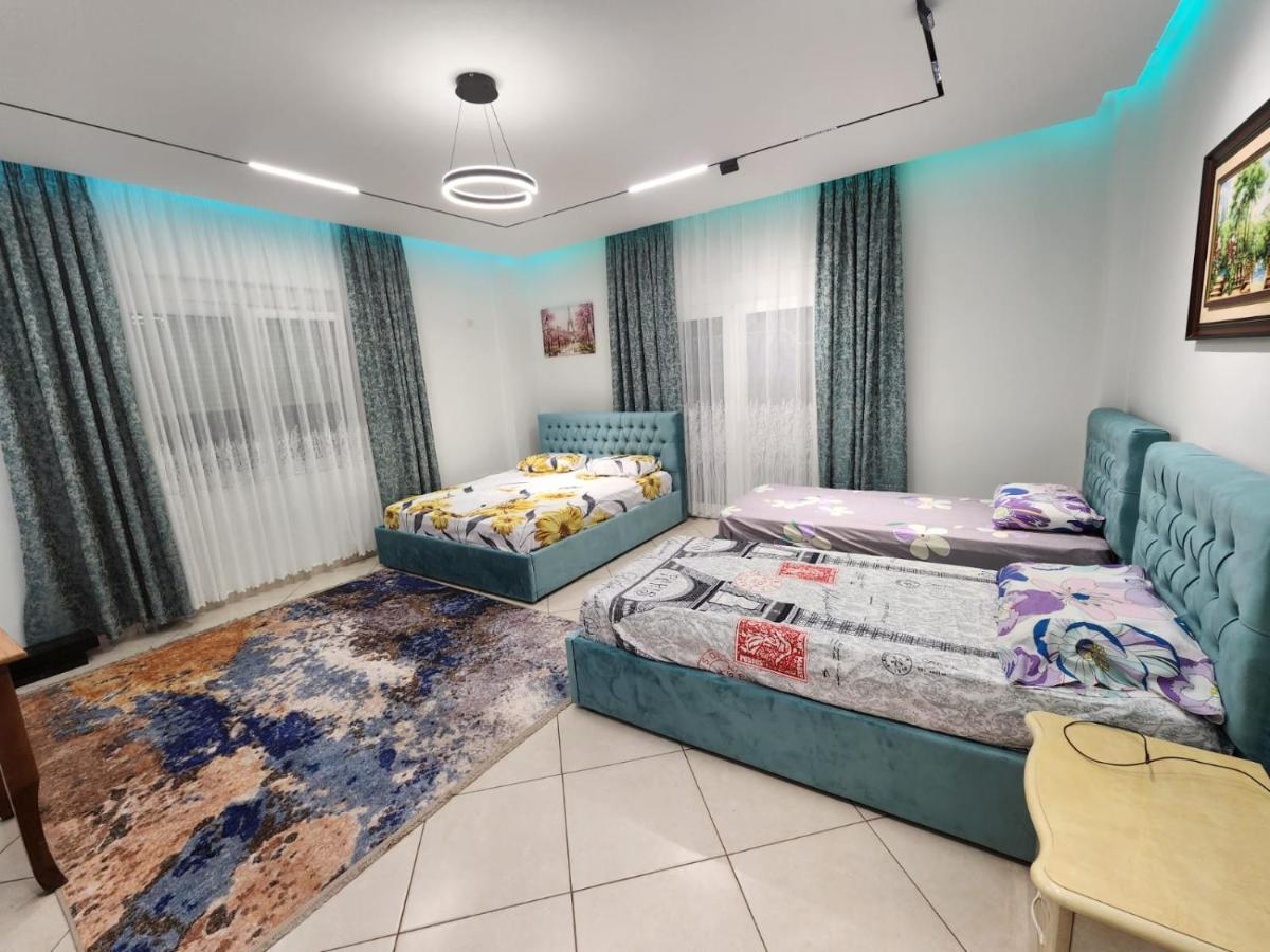 Tirana Class House Esterno foto