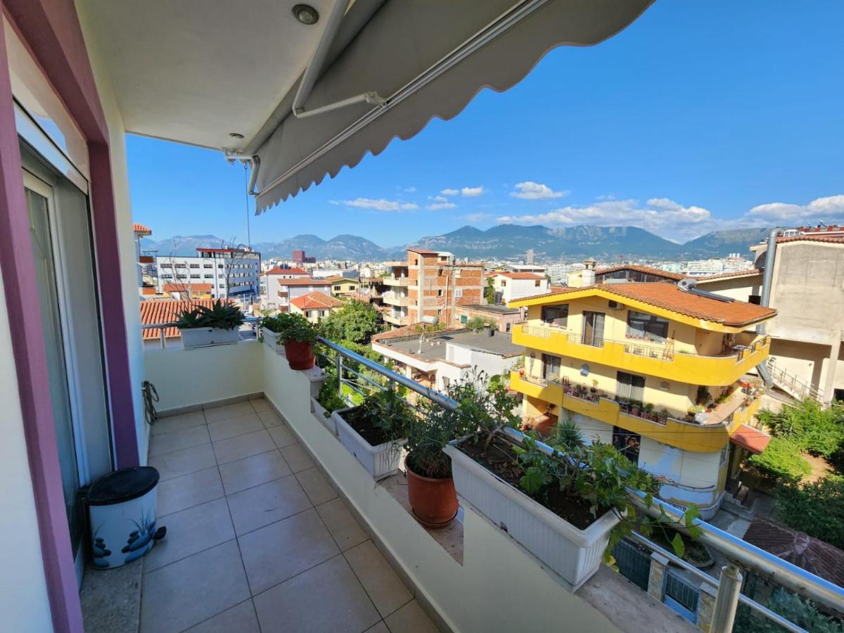 Tirana Class House Esterno foto
